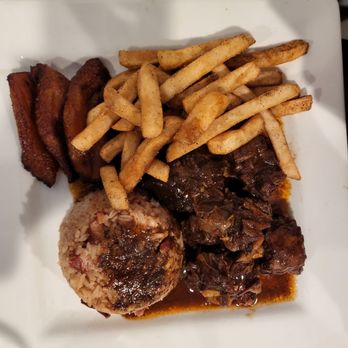 Aunty Joy's Jerk & Pizza - Oxtail - Caribbean Near Me - Chicago, Illinois Aunty Joy's Jerk & Pizza - Oxtail - Caribbean Near Me - Chicago, Illinois