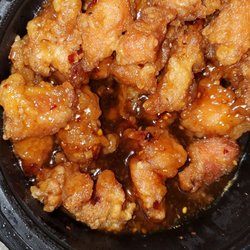 Dragon Garden Chinese Restaurant - General Tso's chicken