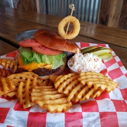 Sals Artisan Pizza - Burger platter