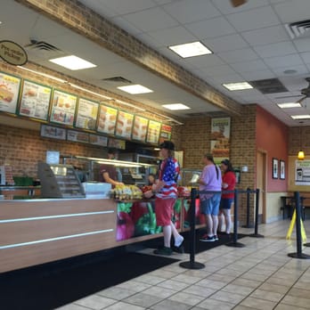 Subway - people waiting in line to order food - Sandwiches Near Me - Heber City, Utah