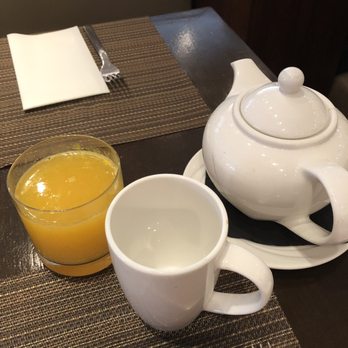 Podium Restaurant & Bar - Freshly Squeezed OJ - British Near Me - London, XGL