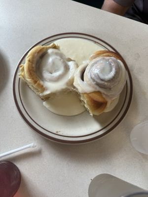 Milda's Cafe by null