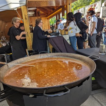 Paella House - University District Street Fair - Vendors - Personal Chefs Near Me Paella House - University District Street Fair - Vendors - Personal Chefs Near Me