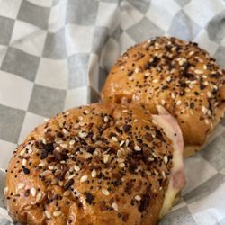 UrbanHouse Espresso Bar & Bistro - breakfast sliders