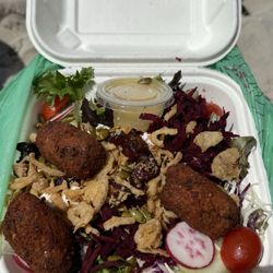 Little Olive Food truck - Street Beet Salad