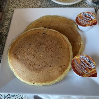 Edgartown Diner - Pancakes (2pc) - Breakfast & Brunch Near Me - Edgartown, Massachusetts
