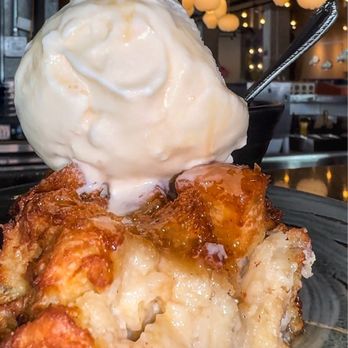 Corner - Whiskey Caramel Bread Pudding 4.5/5 - Salad Near Me - Louisville, Kentucky