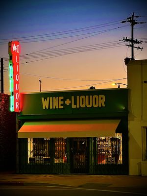 Olive Wine and Liquor, Burbank by null