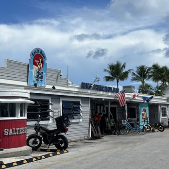 Half Shell Raw Bar - Front - Seafood Near Me - Key West, Florida Half Shell Raw Bar - Front - Seafood Near Me - Key West, Florida