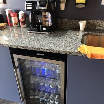 Skylar Laundromat - Warren - Laundromat Near Me - Warren, Michigan