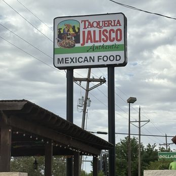 Taqueria Jalisco - Mexican Near Me - Roswell, New Mexico
