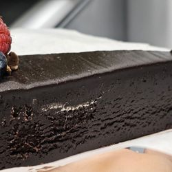 Oliver's Market - Chocolate cake gluten free