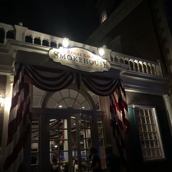 Regal Eagle Smokehouse: Craft Drafts & Barbecue - Barbeque Near Me - Lake Buena Vista, Florida