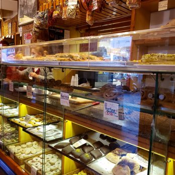 Il Fornaio - Bakeries Near Me - Rome, RM Il Fornaio - Bakeries Near Me - Rome, RM