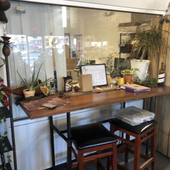 Column 15 - Coffee & Tea Near Me - Williamsburg, Virginia
