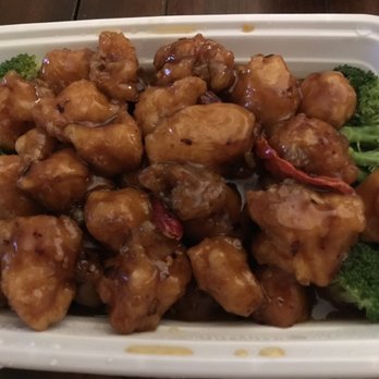 Sakura 10 - General Tso's Chicken with Broccoli - Japanese Near Me - Harrisonburg, Virginia
