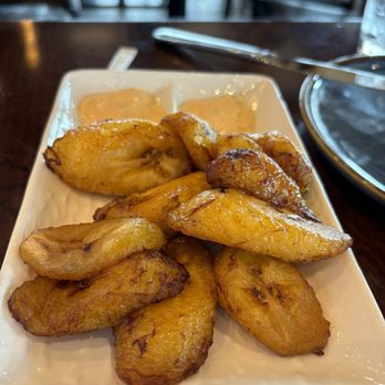 Puerto 27 Peruvian Kitchen & Pisco Bar - Peruvian Near Me - Pacifica, California