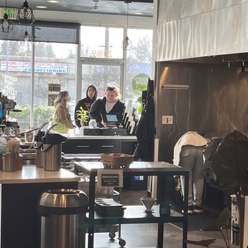 Jesse's Grind Coffee Bar - Front of shop - Coffee & Tea Near Me - Winnetka, California