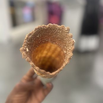 Ben & Jerry’s - Sea salt & caramel waffle cone - Ice Cream & Frozen Yogurt Near Me - Los Angeles, California