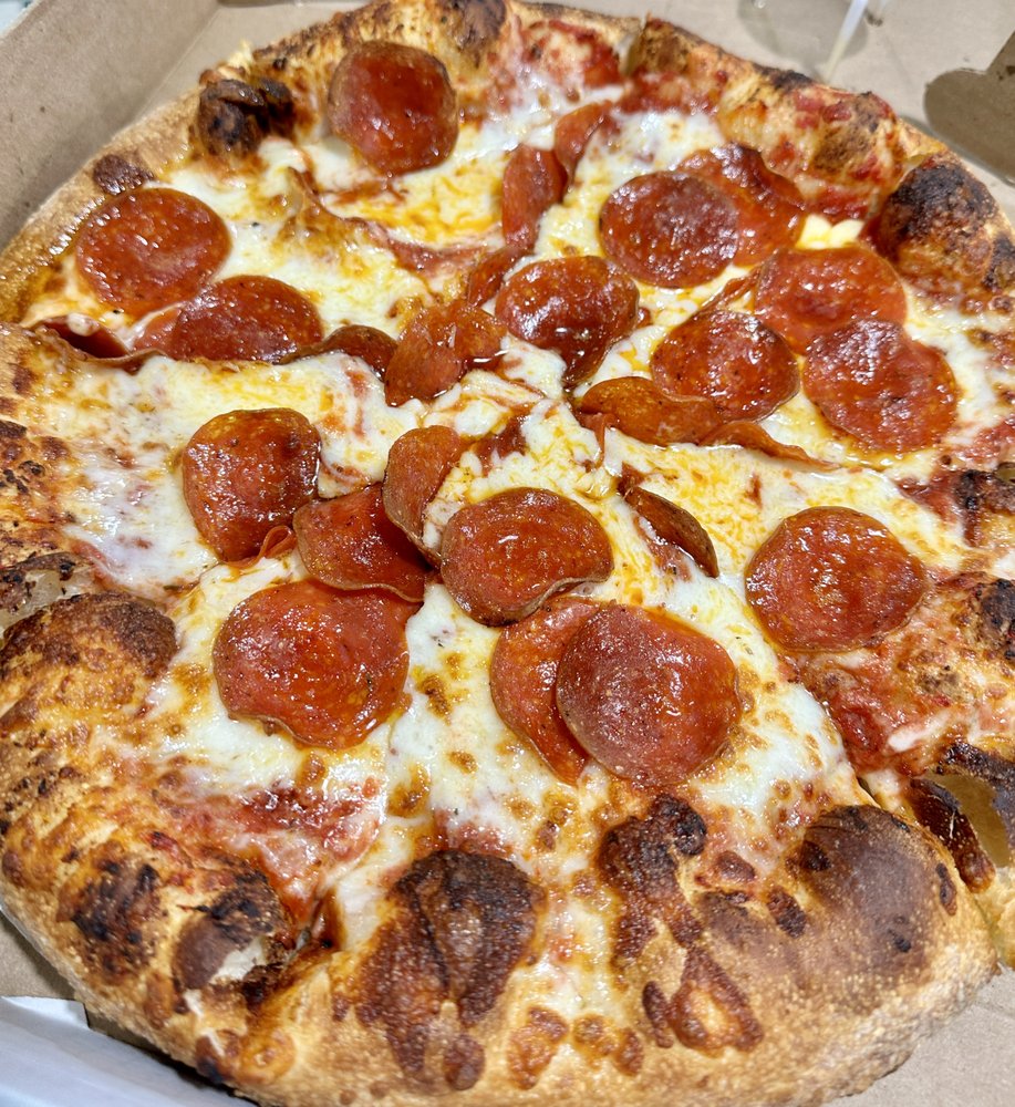 CONSTANTLY PIZZA Updated September 2024 40 Photos & 158 Reviews