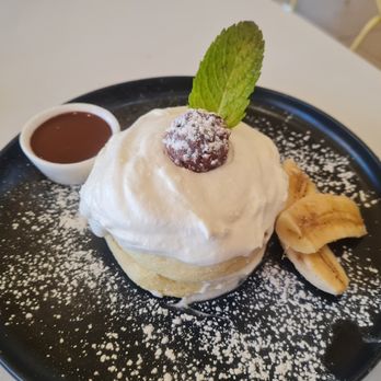 Fluffy Fluffy - Nutella Fluffy Pancake - Desserts Near Me - Doral, Florida