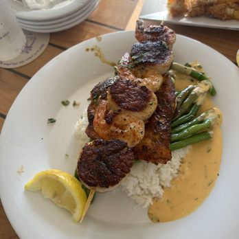 Crabby's Beachside Pavilion - Seafood Near Me - Clearwater Beach, Florida