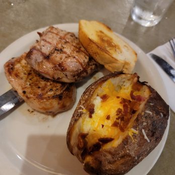 North Rig Grill - Pork chops - Steakhouses Near Me - Denison, Texas