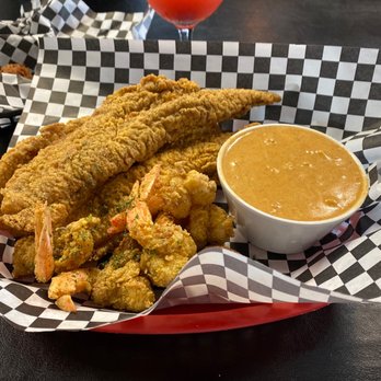 Cafe Rian Cajun Cafe - Fish and Shrimp basket - Cajun/Creole Near Me - Houston, Texas Cafe Rian Cajun Cafe - Fish and Shrimp basket - Cajun/Creole Near Me - Houston, Texas