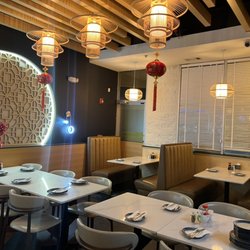 Mo's Chinese Kitchen