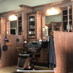 Roosters Men's Grooming Center