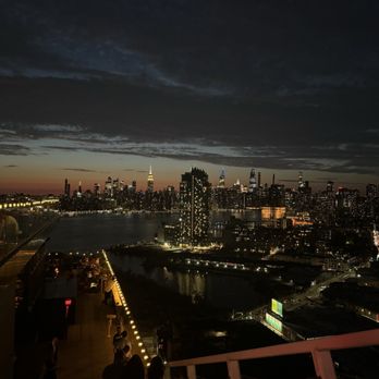 Westlight - Skyline view from stairs - Tapas/Small Plates Near Me - Brooklyn, New York Westlight - Skyline view from stairs - Tapas/Small Plates Near Me - Brooklyn, New York