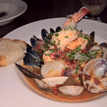 Morgan's Bistro - Wonderful Cioppino - Steakhouses Near Me - Harrison Hot Springs, British Columbia