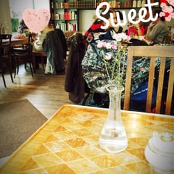 Apfelgold - Super lovely interior. All vintage, all hand picked and stored over years until the grand opening.