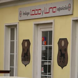 Lobo y Luna