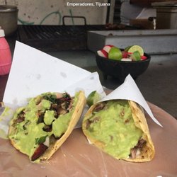 Tacos y tortas "El Chuma"