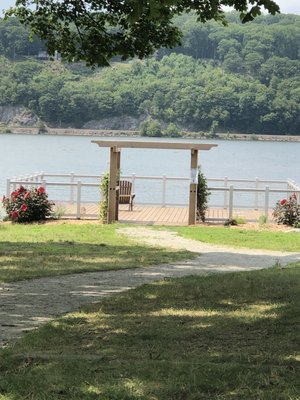 Quiet Cove Riverfront Park by null