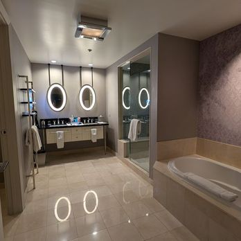 The Cosmopolitan - Hotels Near Me - Las Vegas, Nevada The Cosmopolitan - Hotels Near Me - Las Vegas, Nevada