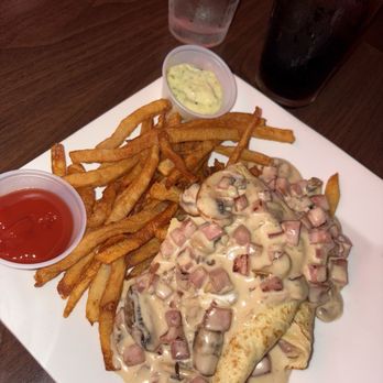 La Frite Belgian Bistro - Crêpe Au Jambon Et Fromage - Belgian Near Me - San Antonio, Texas La Frite Belgian Bistro - Crêpe Au Jambon Et Fromage - Belgian Near Me - San Antonio, Texas