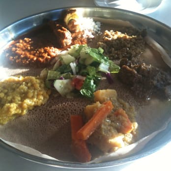 Demera - Vege & meat Mobassa - Ethiopian Near Me - Chicago, Illinois