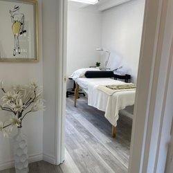 Newmark Beauty - Newmark Beauty Treatment Room