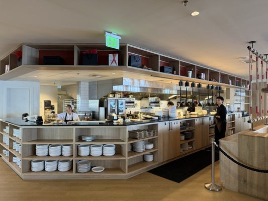 Woven Seafood & Chophouse by null