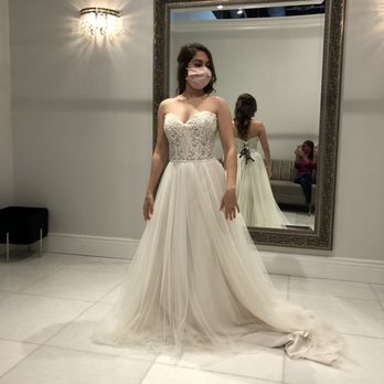 Miosa Bride - Folsom - This is not my dress (I believe it's a Rebecca Ingram). As you can see the fitting room is gorgeous. - Bridal Near Me - Folsom, California Miosa Bride - Folsom - This is not my dress (I believe it's a Rebecca Ingram). As you can see the fitting room is gorgeous. - Bridal Near Me - Folsom, California
