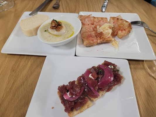 Tastavín Vinos y Pinchos by null