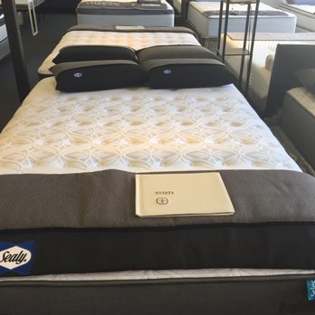 Bedder Mattress - Queen sized mattress. Real comfortable! - Mattresses Near Me - Sylmar, California