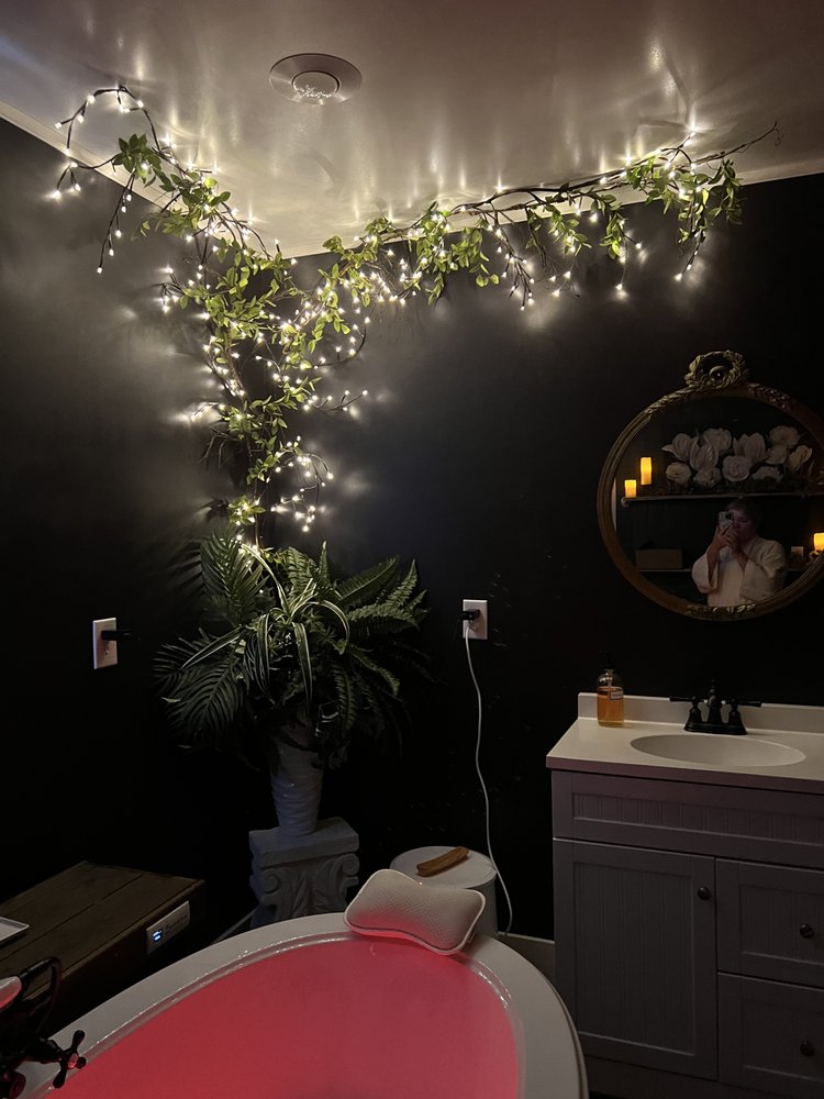 Penny's From Heaven Spa Logo