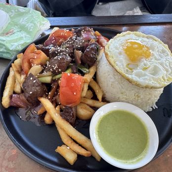 SúperClub - Lomo Saltado - Vietnamese Near Me - Hayward, California