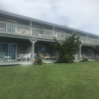 Beach Plum Resort - Our room (#19) with the yellow-cushioned lounge chairs - Hotels Near Me - Montauk, New York