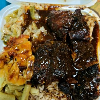 Caribbean Paradise - Jerk chicken Jumbo meal - chicken had great islandy flavor, but rice & peas were bland, cabbage tasted off, and mac n cheese was dry - Caribbean Near Me - Jacksonville, Florida Caribbean Paradise - Jerk chicken Jumbo meal - chicken had great islandy flavor, but rice & peas were bland, cabbage tasted off, and mac n cheese was dry - Caribbean Near Me - Jacksonville, Florida