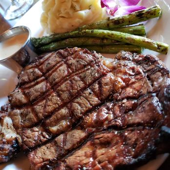 The Steakhouse - Everything was under seasoned - Breakfast & Brunch Near Me - Paso Robles, California