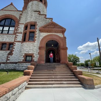 Hoyt Public Library - Saginaw Public library - Libraries Near Me - Saginaw, Michigan